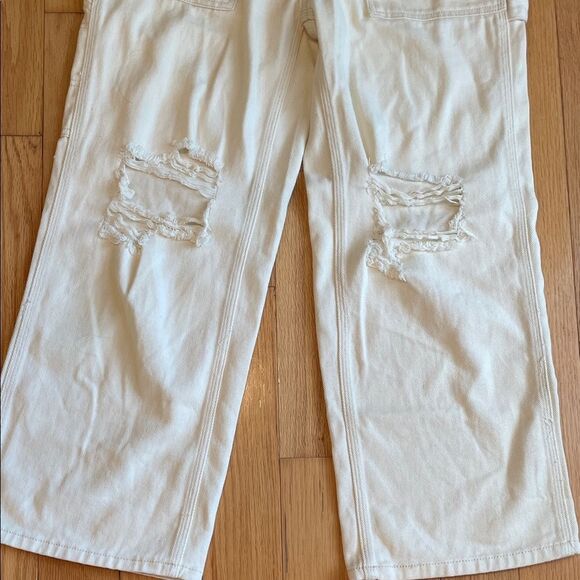 Trendy Cream Women's Cropped Pants - Picture 3 of 9